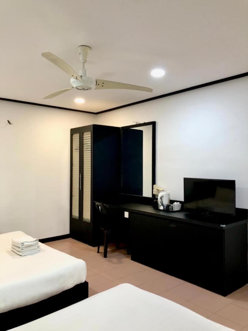 Intan Beach Resort Kuala Terengganu Eksteriør billede