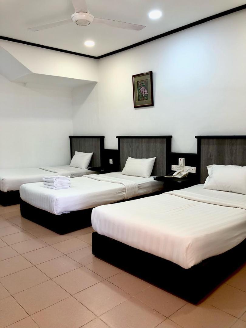 Intan Beach Resort Kuala Terengganu Eksteriør billede