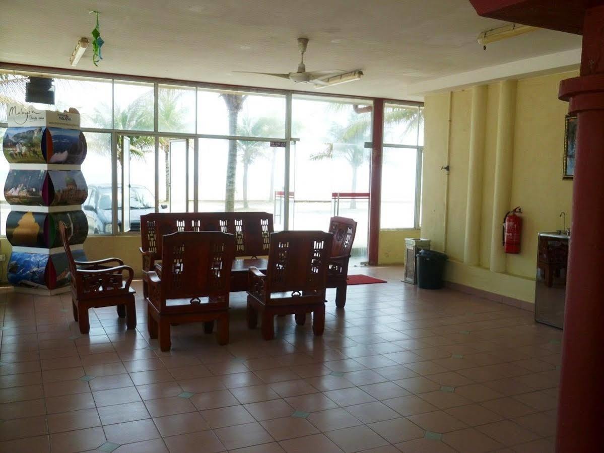 Intan Beach Resort Kuala Terengganu Eksteriør billede